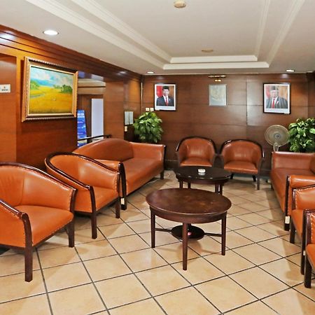 Collection O 91898 Series Hotel Kuningan Джакарта Екстер'єр фото