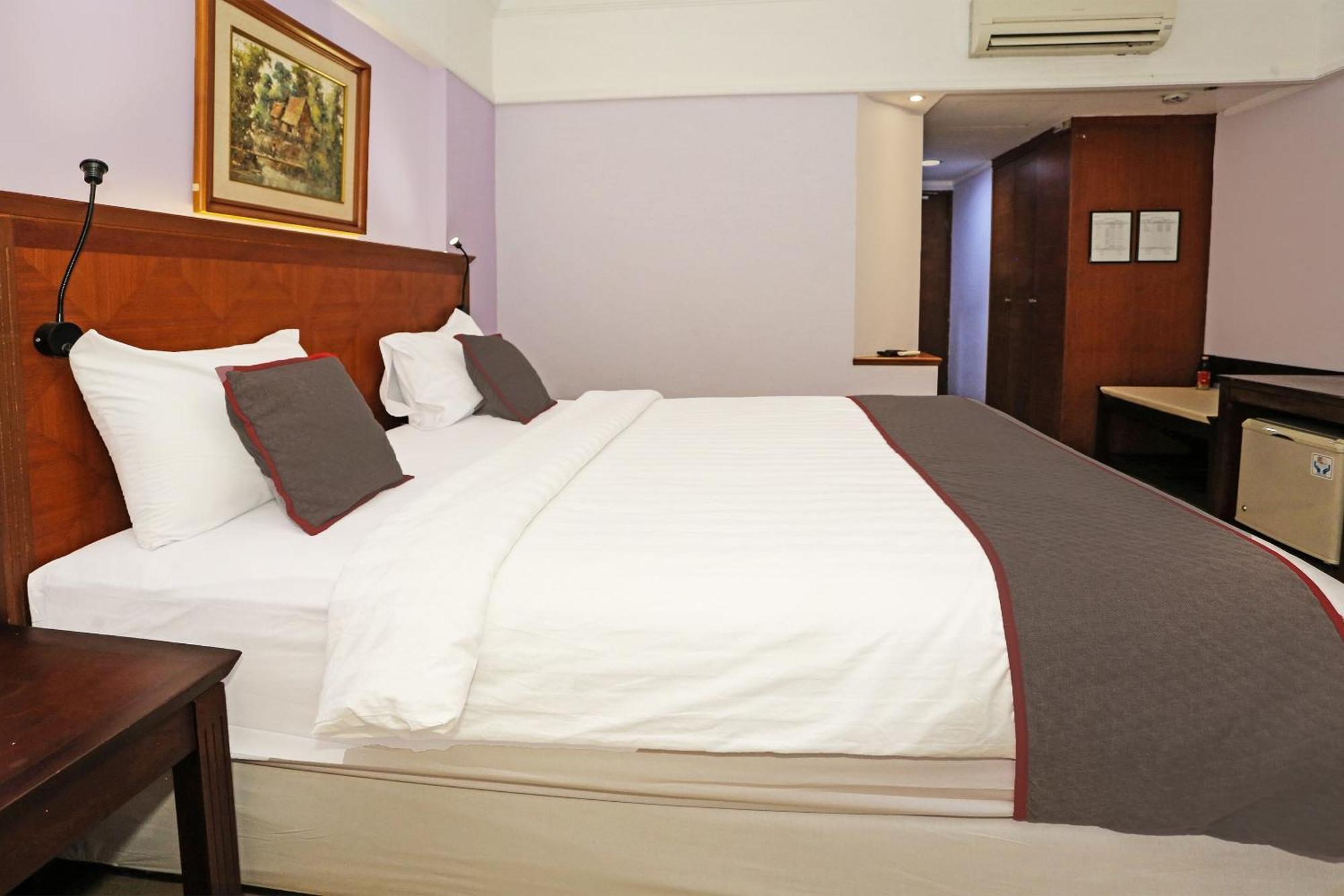 Collection O 91898 Series Hotel Kuningan Джакарта Екстер'єр фото