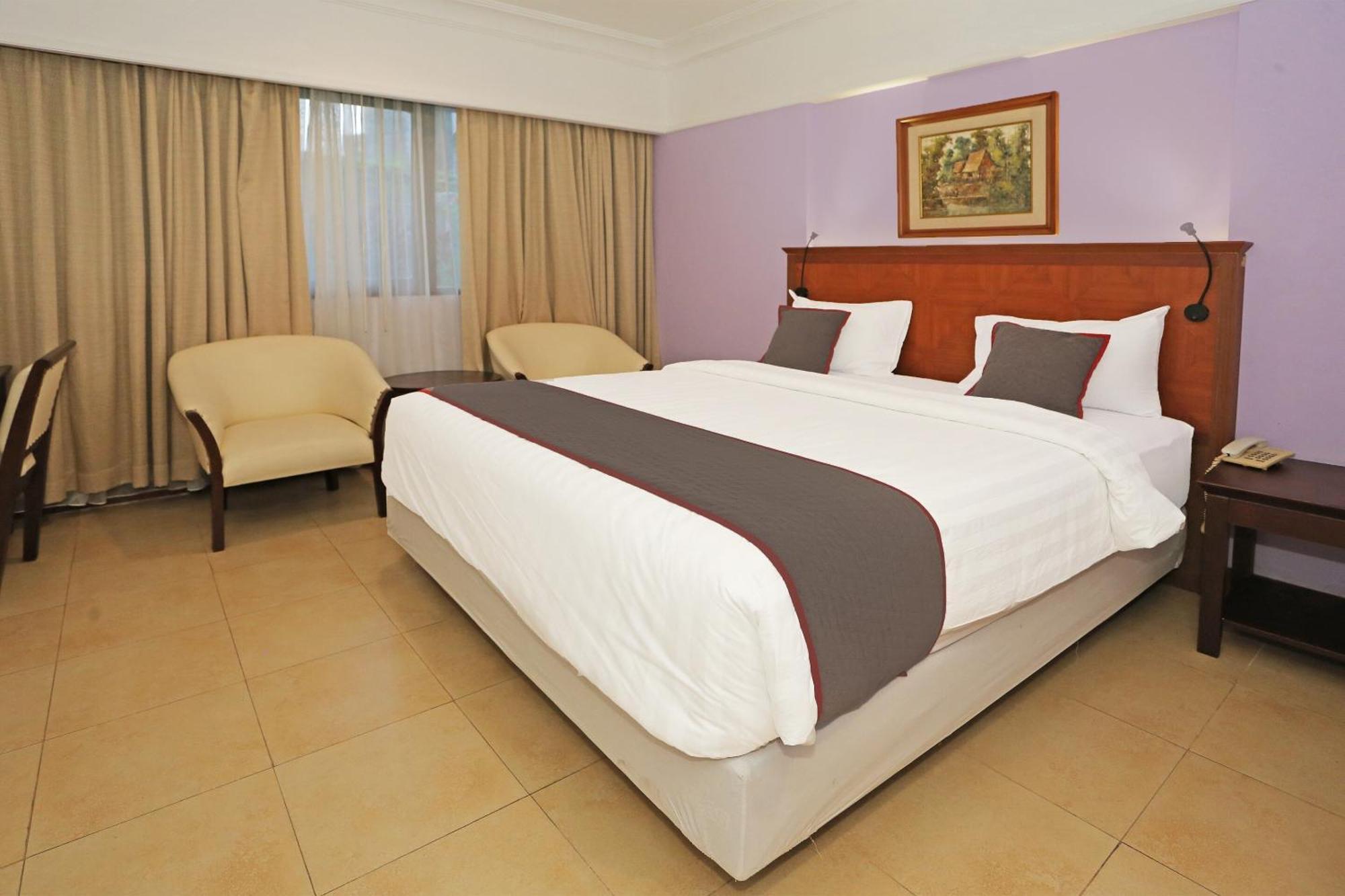 Collection O 91898 Series Hotel Kuningan Джакарта Екстер'єр фото
